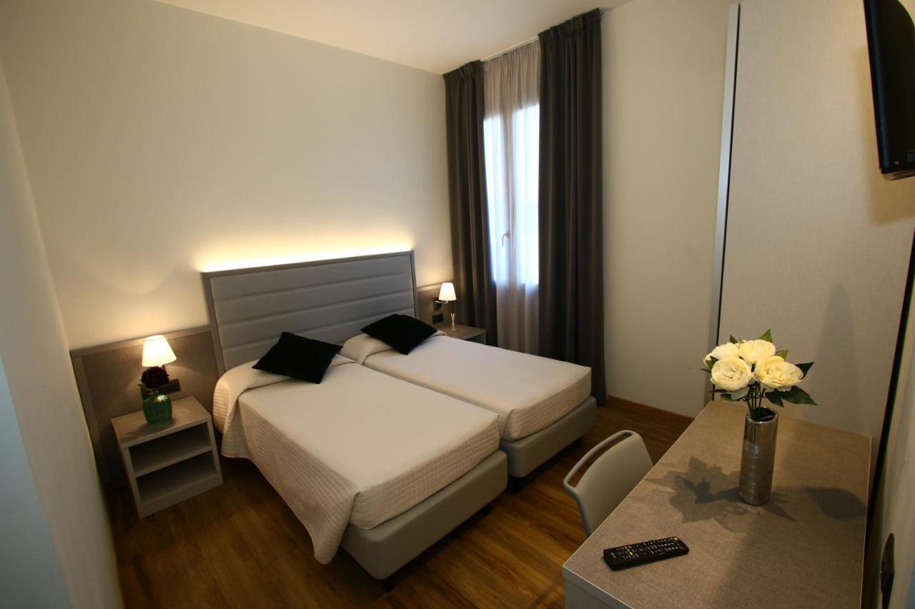 My Place Hotel Rimini Eksteriør bilde